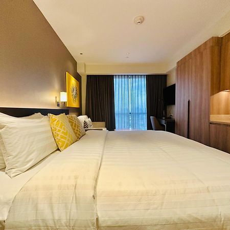 Novotel Suites - The Hotel At Acqua 1 Mandaluyong Esterno foto